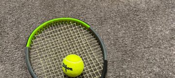 Tennisschläger1